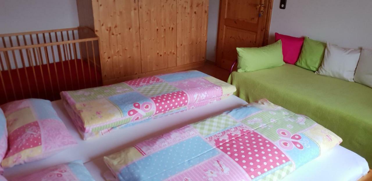 Ferienwohnung Weingut Leis โอสตริช-วินเคิล ภายนอก รูปภาพ