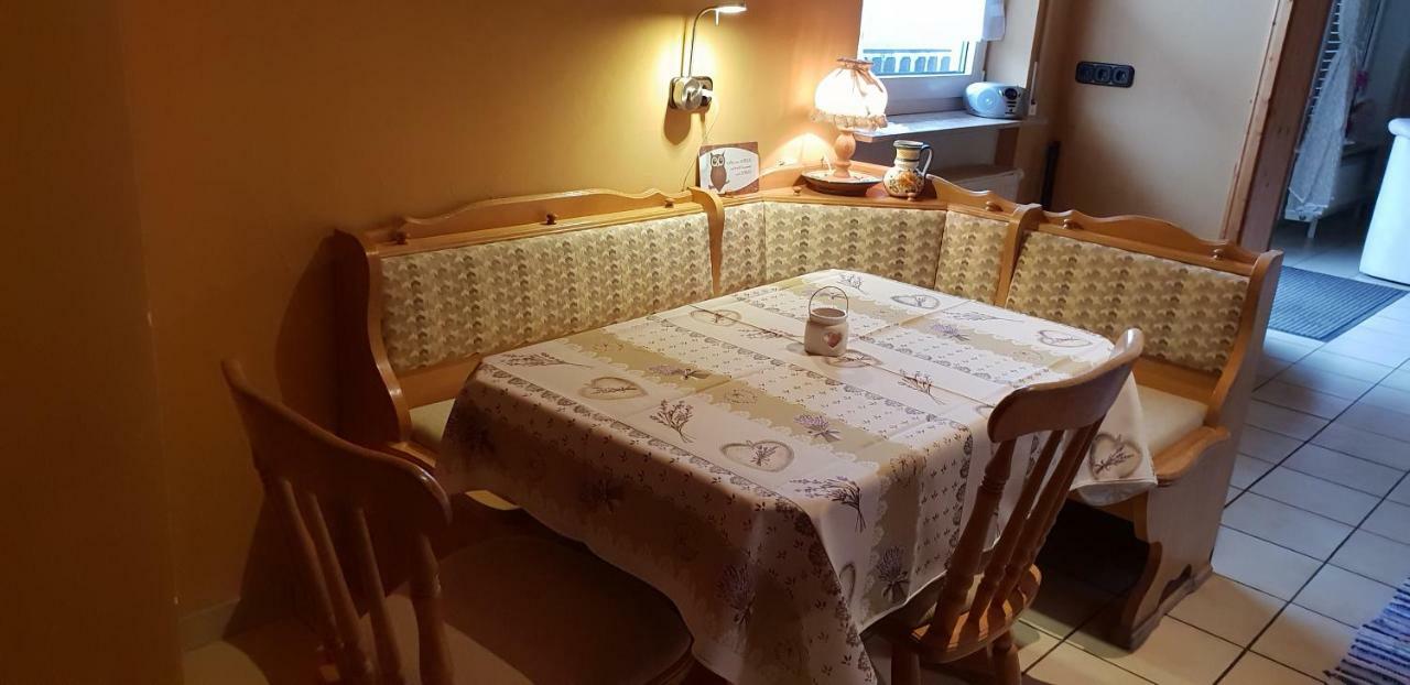 Ferienwohnung Weingut Leis โอสตริช-วินเคิล ภายนอก รูปภาพ